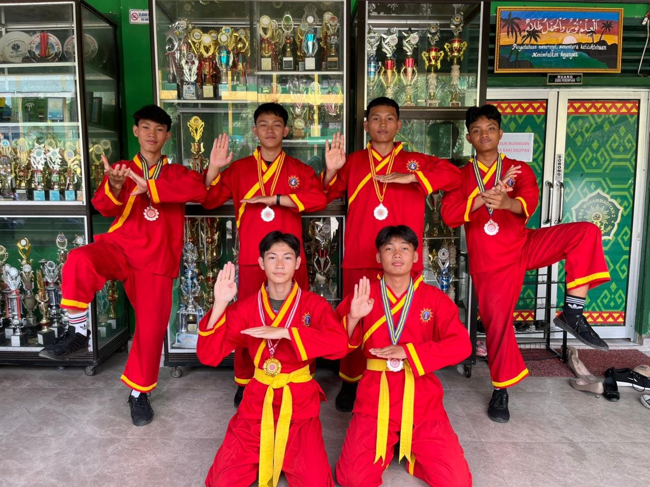 Foto Bersama Ekskul Tapak Suci