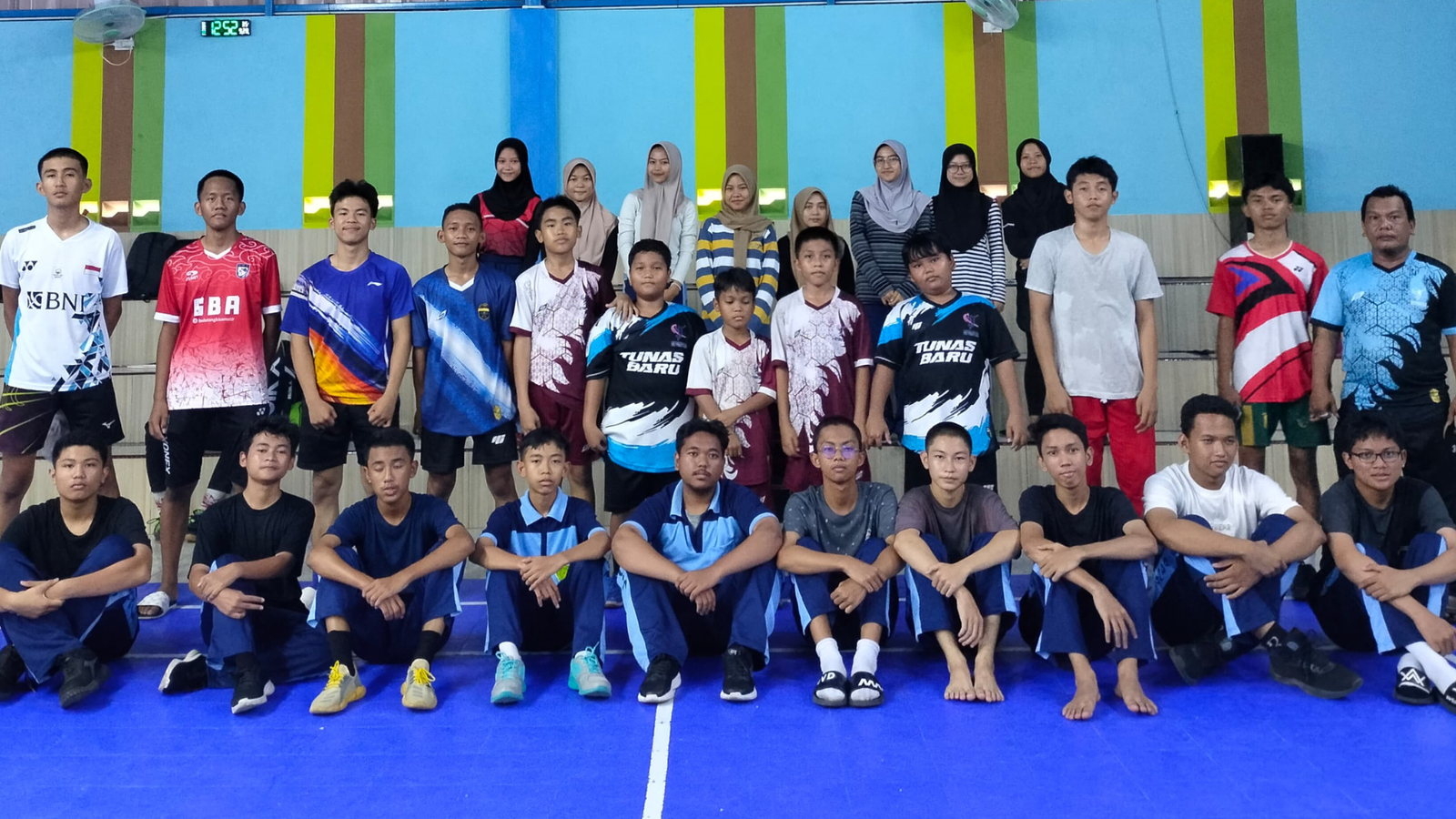Foto Bersama Badminton