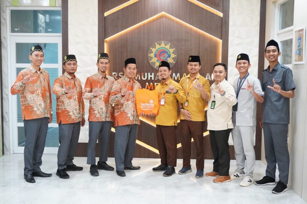 KL Lazismu SMAMDA Silaturahmi ke RSU Muhammadiyah Metro